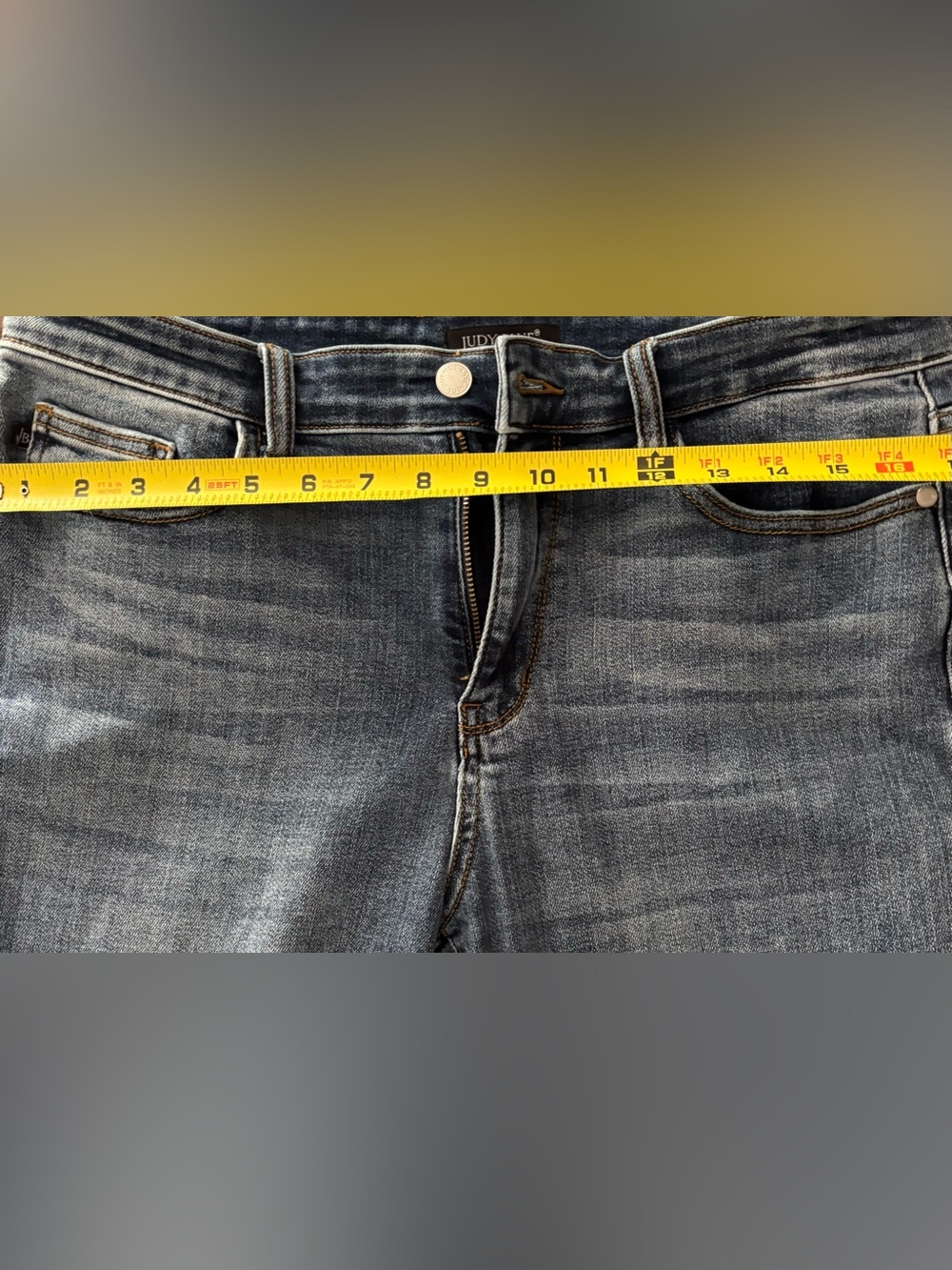 Judy Blue Mid Rise Classic Slim Fit Jeans Medium Wash 13/31 Excellent - Picture 11 of 14